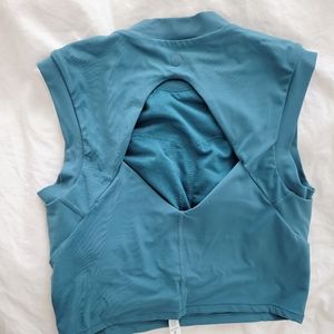 Lululemon SWEAT INTENTION TANK size 2 